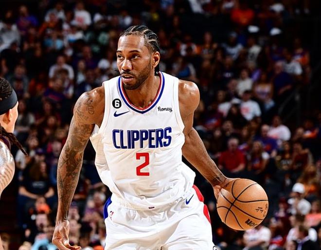 TA分析3-4-3阵型：从链式防守到战术万花筒，攻守易形的现代解法（TA解码3-4-3：由链式防守至战术万花筒，攻防易形的现代答案）