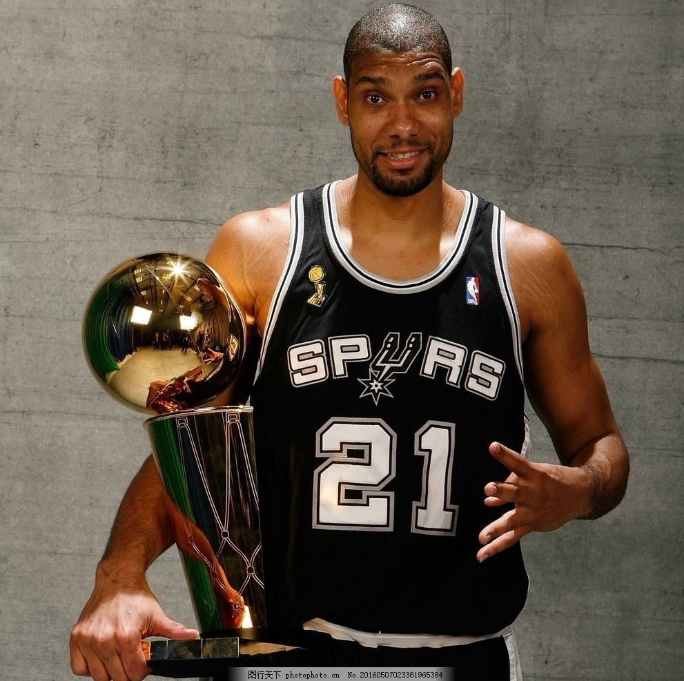 米体：卡利亚里门将卡普里莱受到了多家豪门俱乐部青睐（米体：卡利亚里门将卡普里莱获多家豪门垂青）