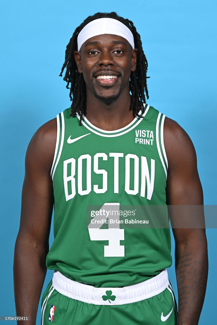 库库忆转会曼城失败：瓜帅点名我跪着去都行，但布莱顿要价高（布莱顿要价过高致库库忆加盟曼城告吹：瓜帅力荐，我跪着去都行）