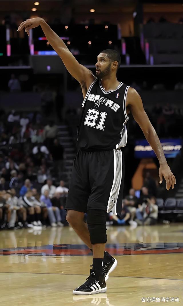 罗马诺独家：奥罗斯科已启程前往英格兰，即将加盟曼联（罗马诺独家：奥罗斯科飞赴英伦，曼联签约在即）